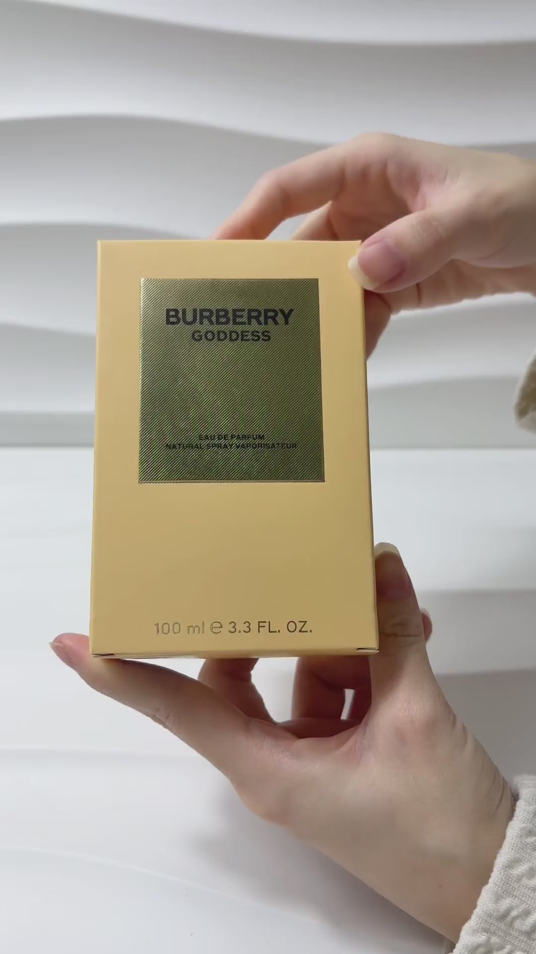 Goddess - Burberry