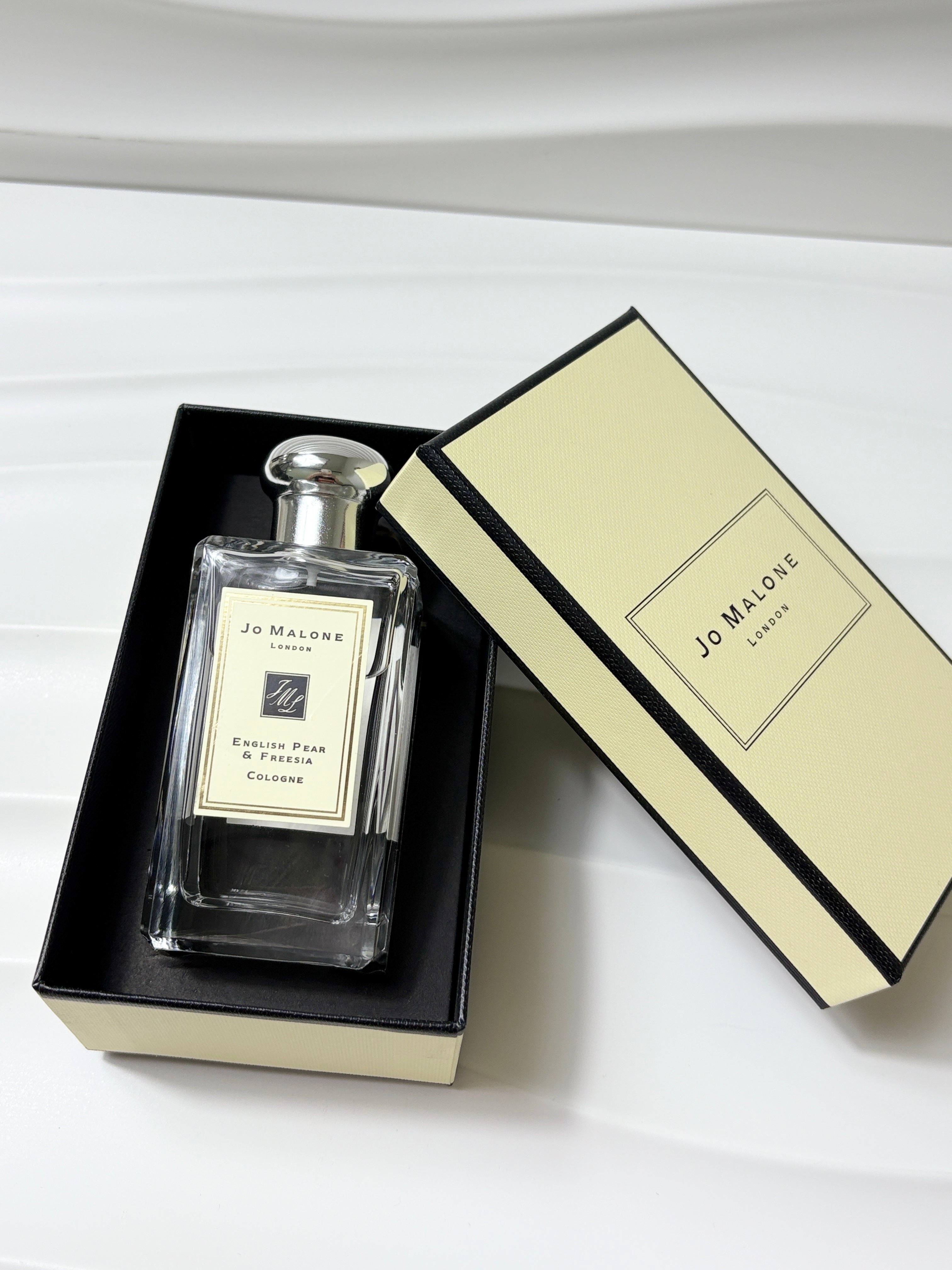 English Pear & Freesia - Jo Malone London