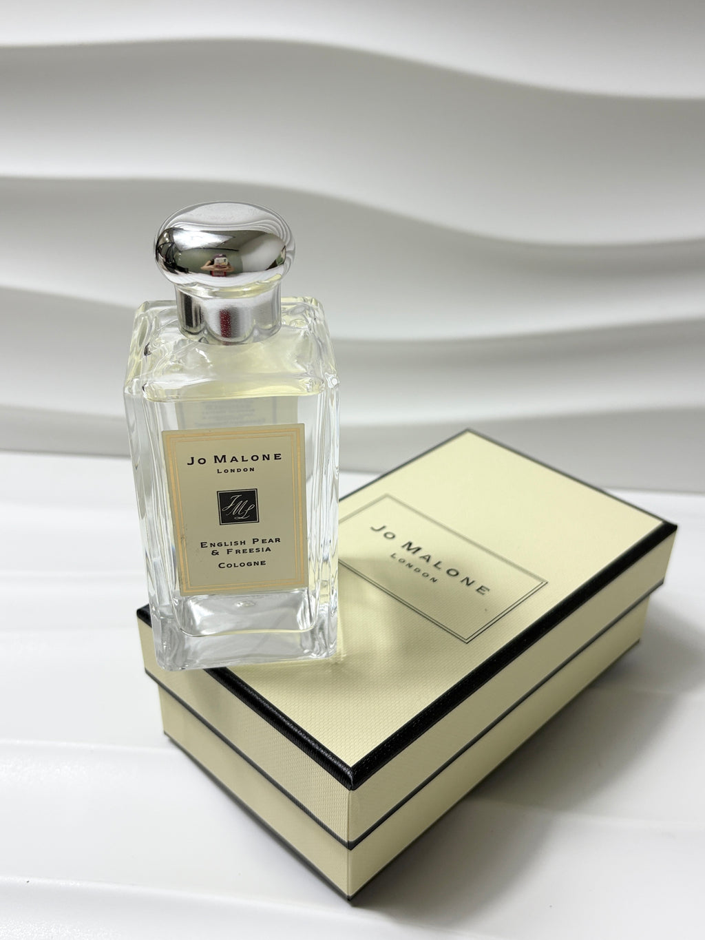 English Pear & Freesia - Jo Malone London
