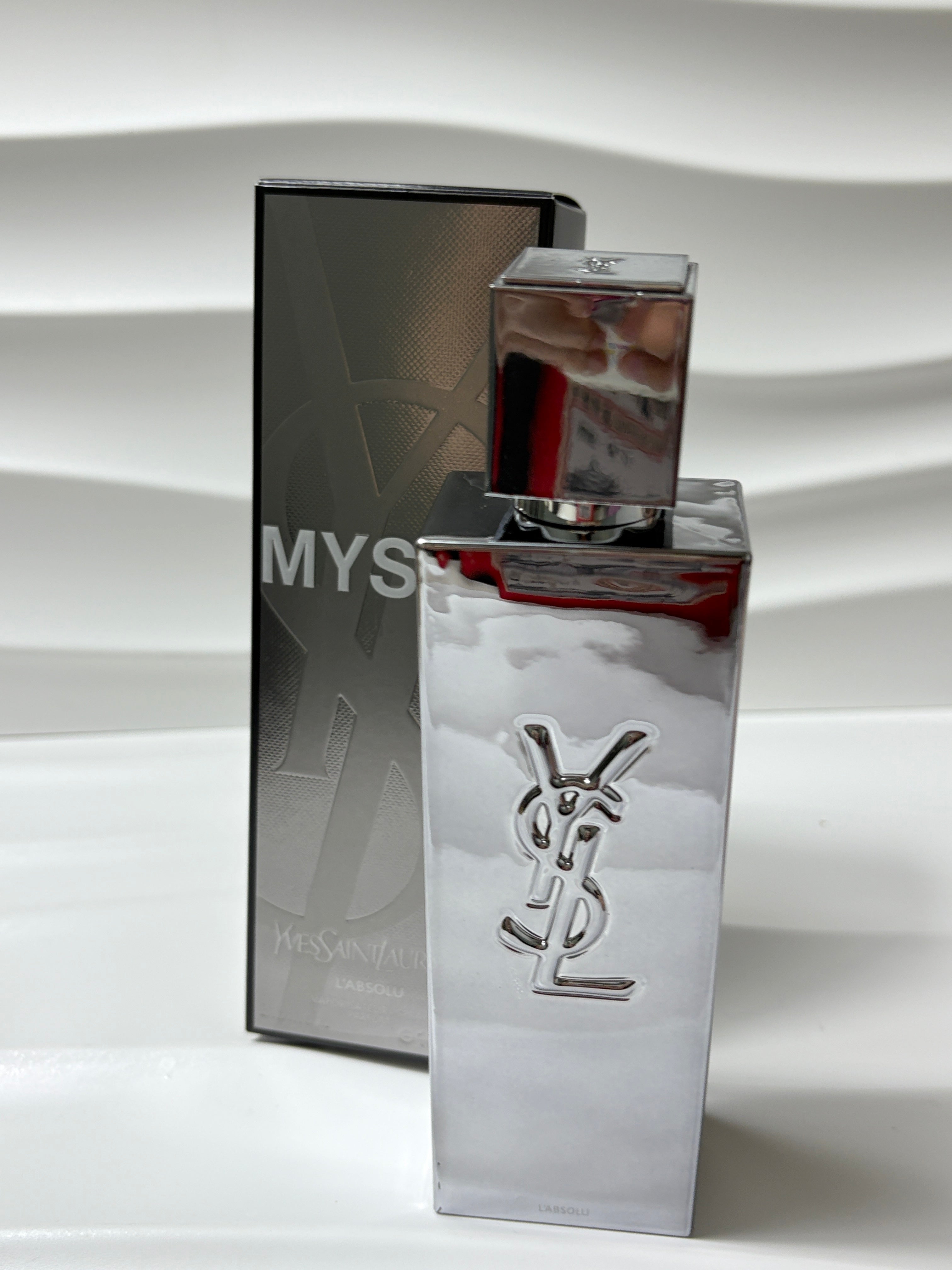 Yves Saint Laurent MYSLF Eau de Parfum